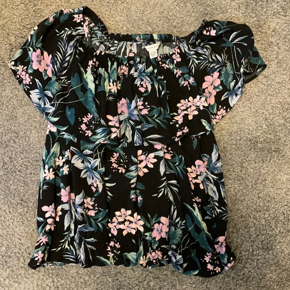 Tropical off the shoulder shirt